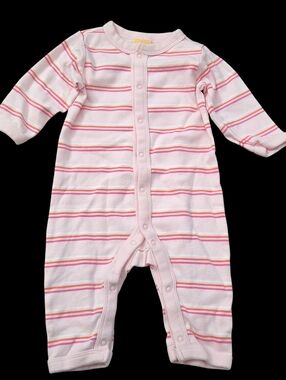 *1062 never used sleeper Girls 3-6 months